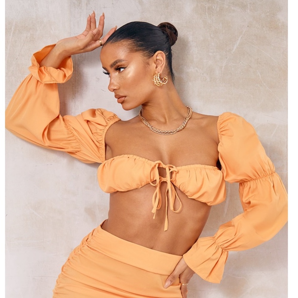 Pretty Little Thing Tie Front Bralet